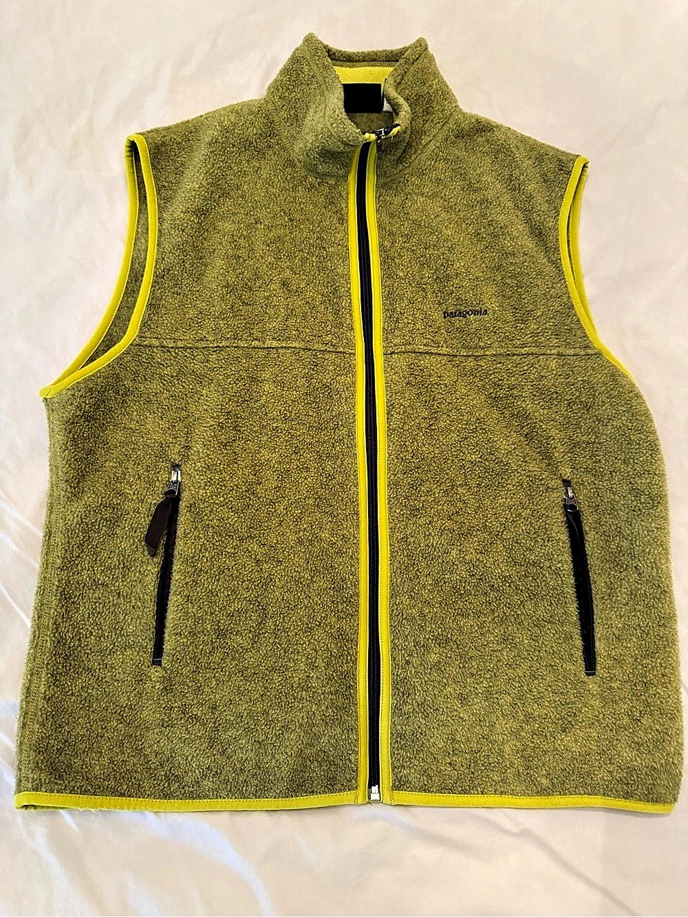 Patagonia Synchilla Fleece Vest Green & Yellow Large